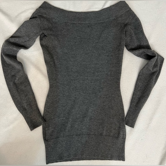 Guess Clothes Bundle - Picture 11 of 13